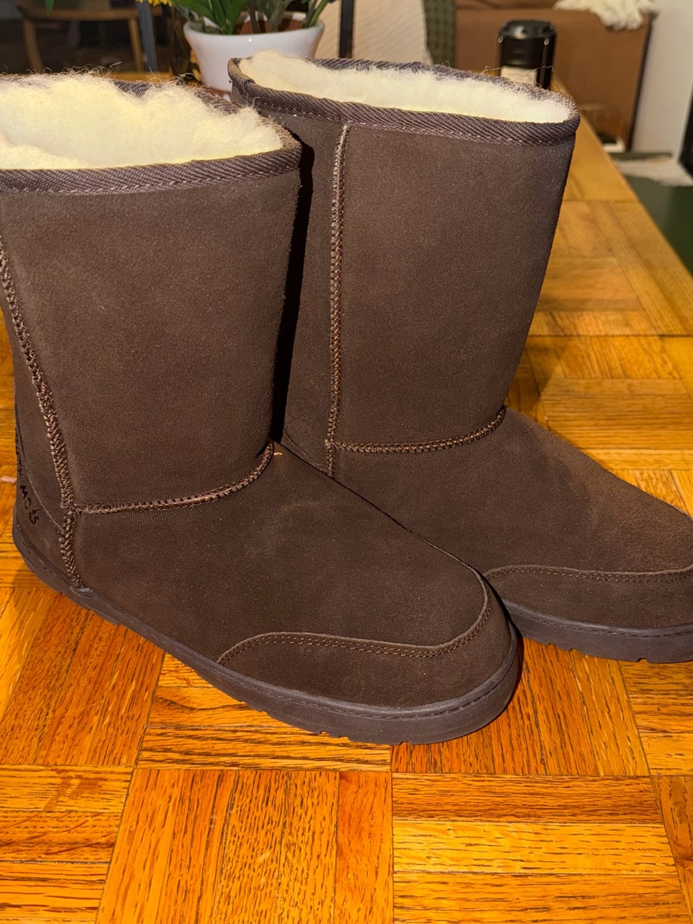 Women's Chocolate Brown Shearling-Lined Winter Boots